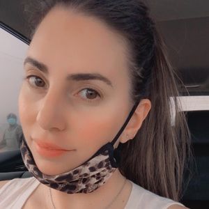 Meet your Posher, Ariele